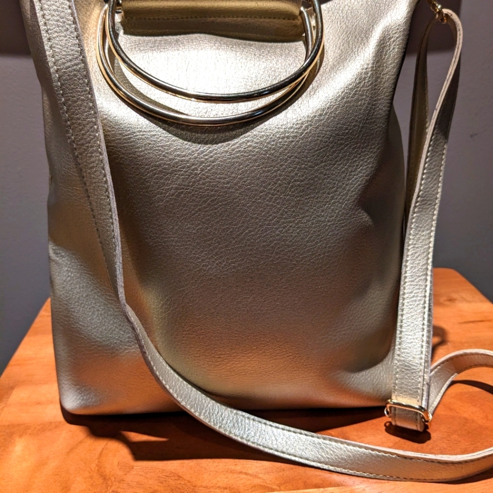 Gold tone purse